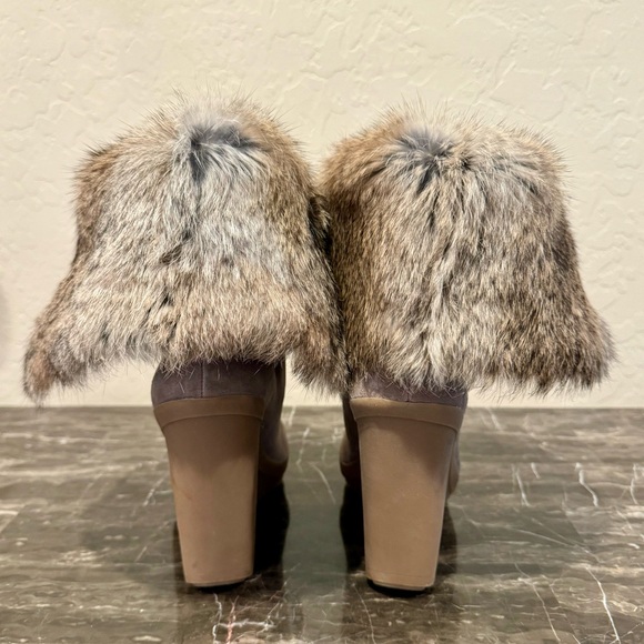 NEW Coach Scout Sahara Suede Leather and Rabbit Fur Wedge Boots - Picture 8 of 13